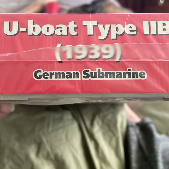 ICM U-Boat Type II B (1939) Model Kit - Picture 6 of 7